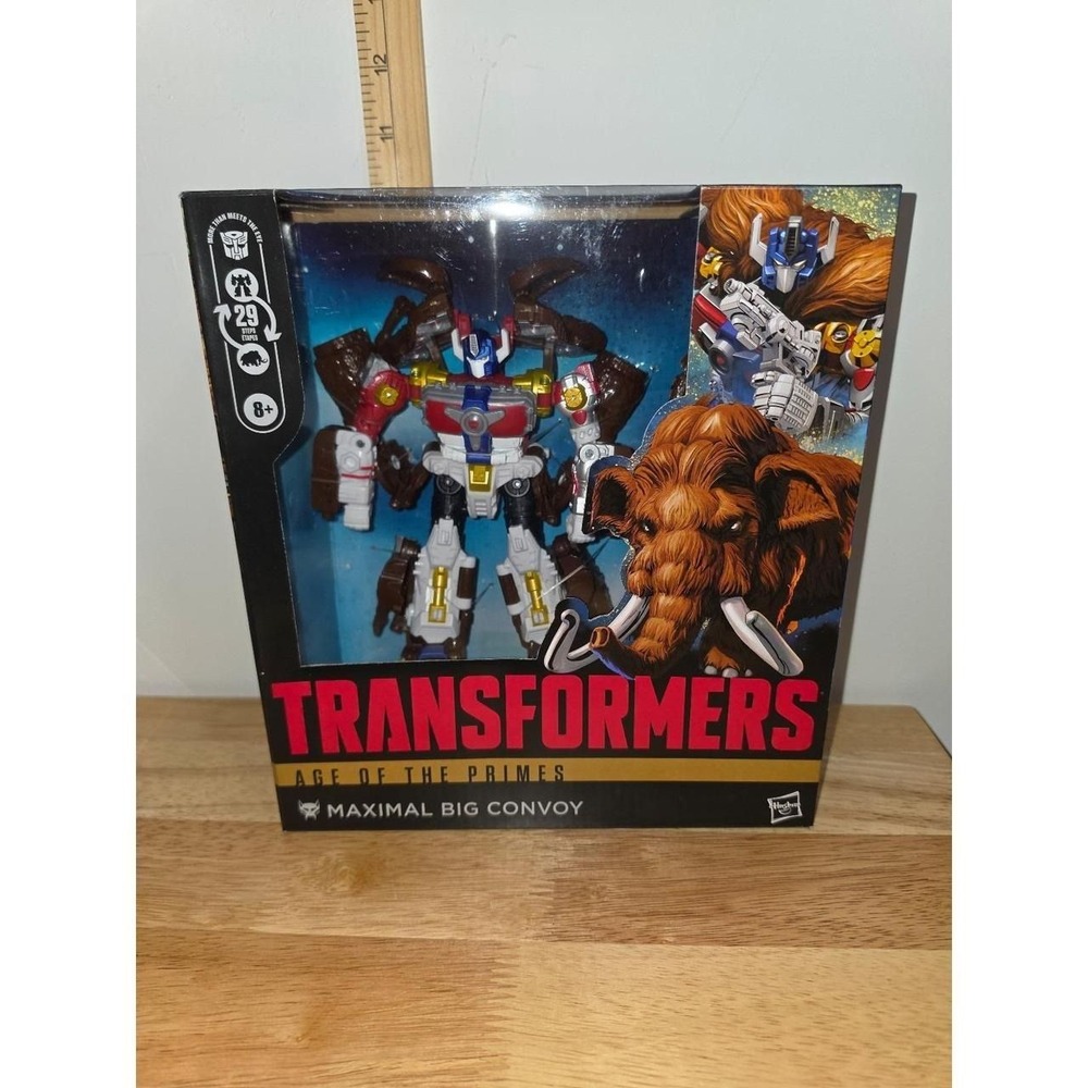 Transformers Age of the Primes Leader Class Maximal Big Convoy action figure